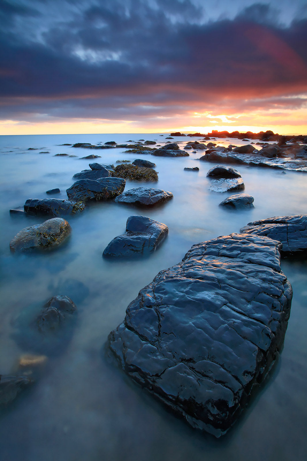 Capturing the Ethereal: 2025 Abstract Photography Techniques with Long Exposure and Bokeh