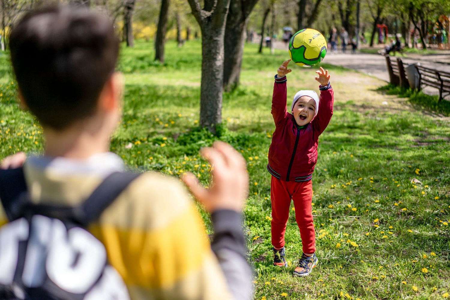 Catch real smiles before they disappear at the park — featured