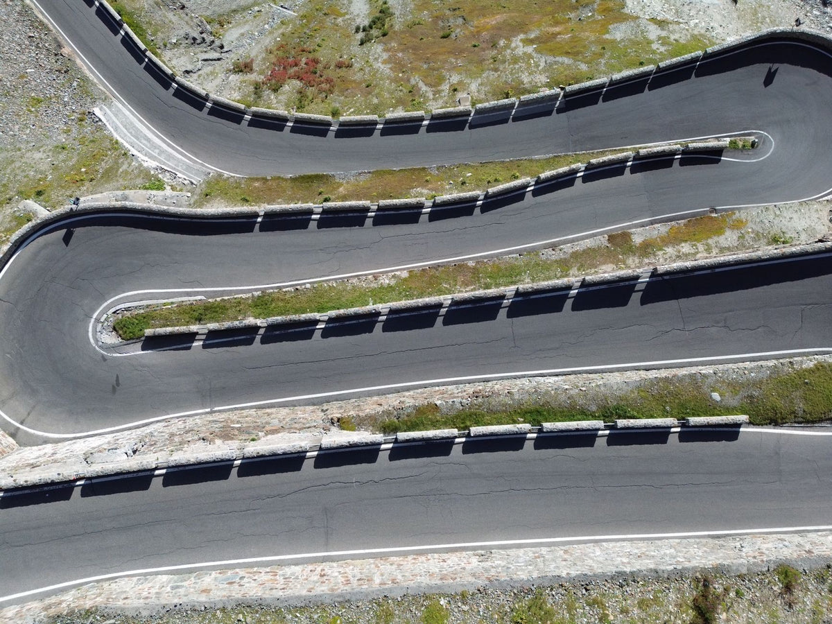 7 ways to keep your camera steady on steep trail switchbacks — featured