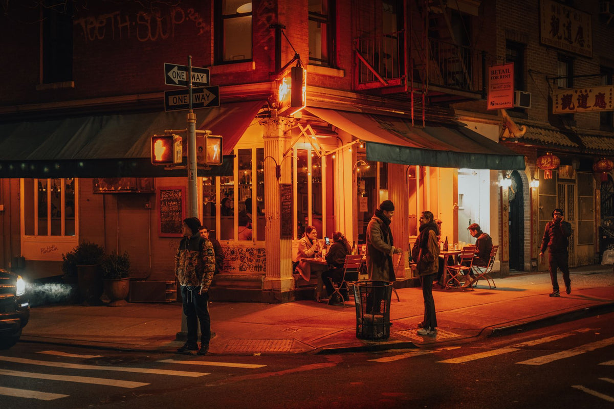 Read a street corner with one-point perspective — featured