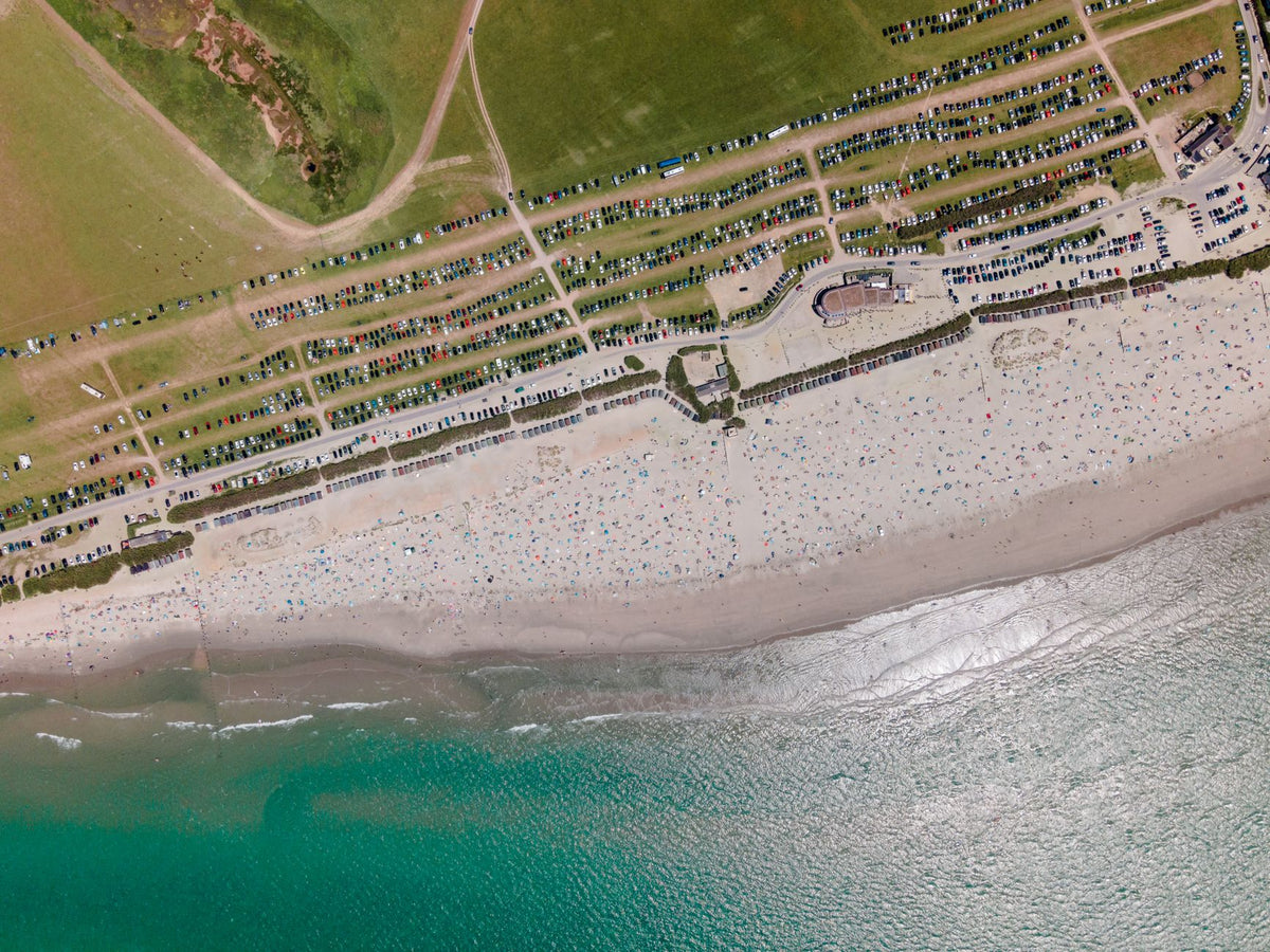 How to get smooth drone shots over a crowded shoreline — featured