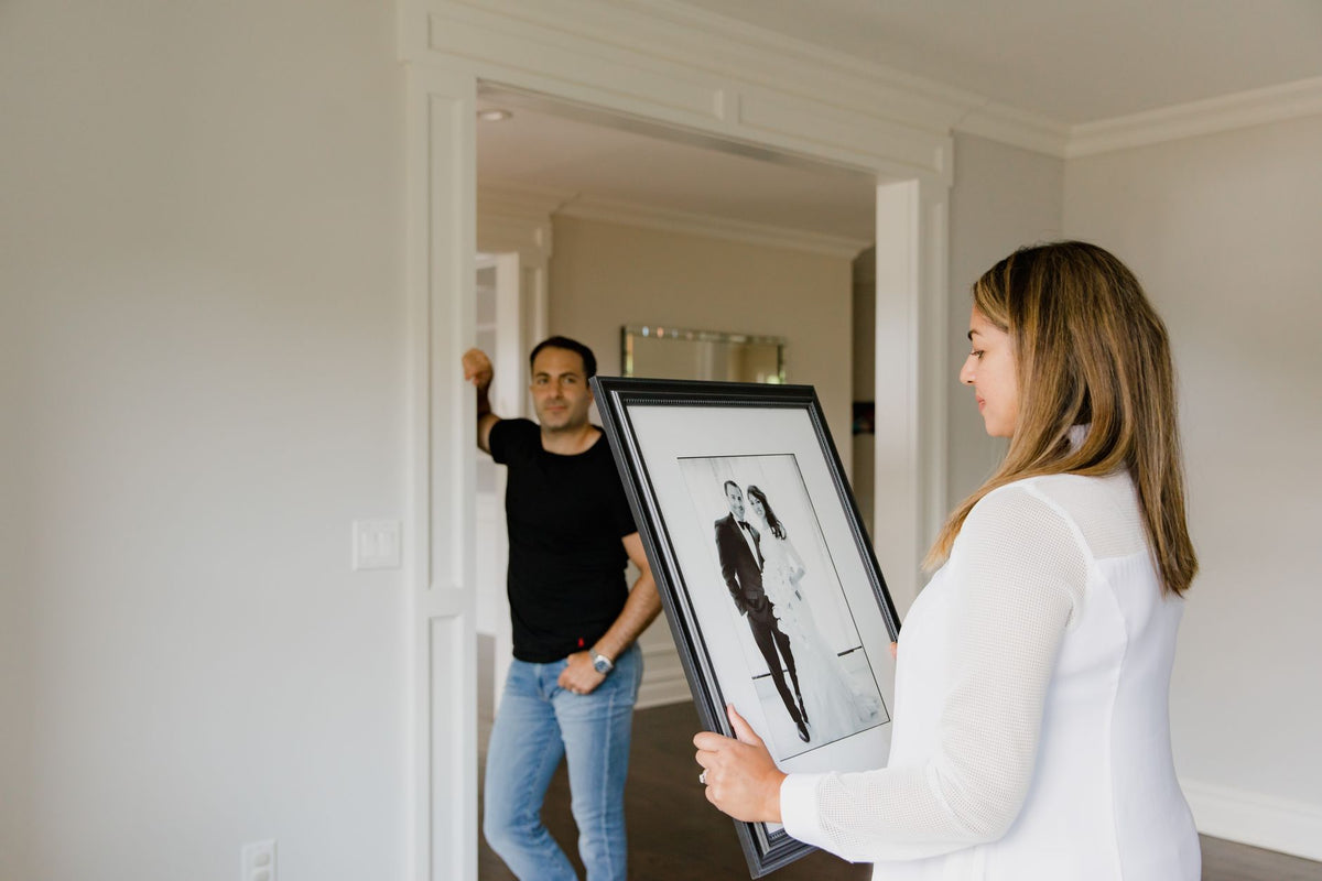 How to frame a room so it feels bigger in photos — featured