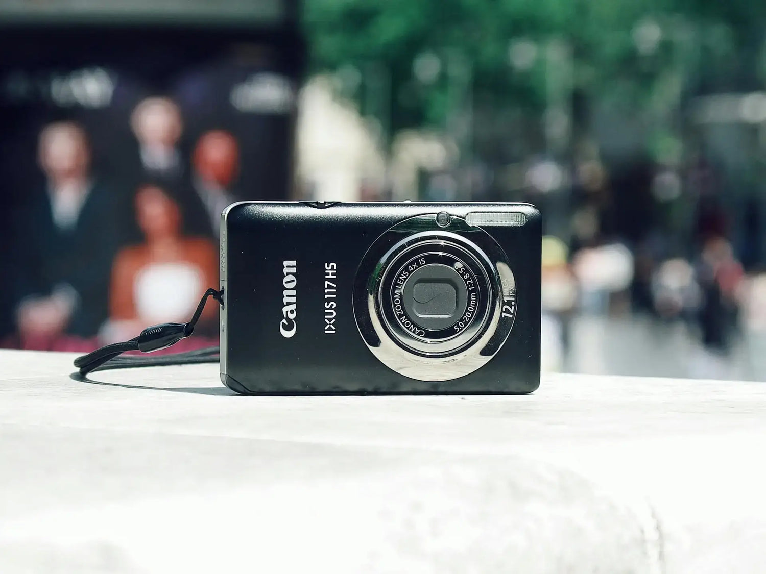 Why Compact Cameras Dominate Street Photography in 2026