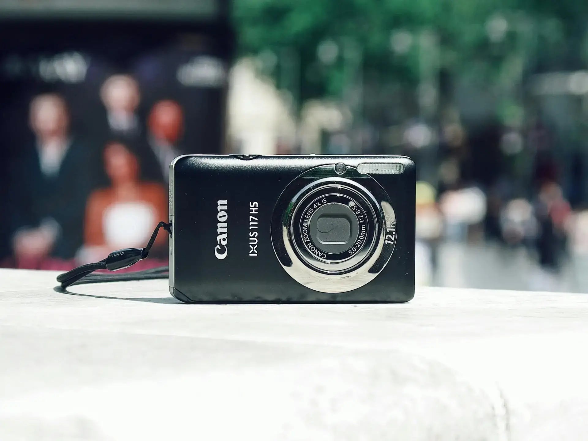 Why Compact Cameras Dominate Street Photography in 2026