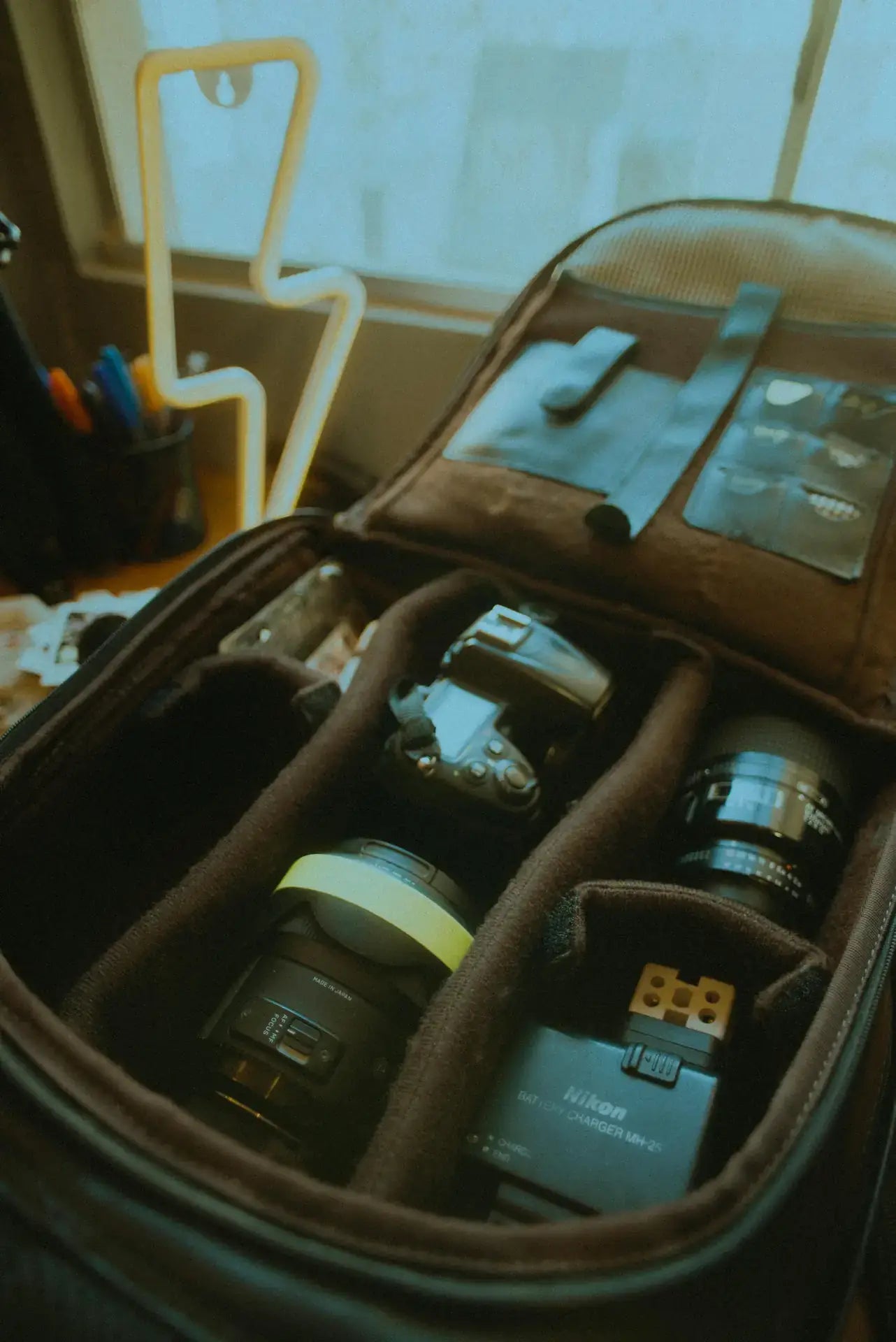 Why compact cameras dominate travel bags in 2026