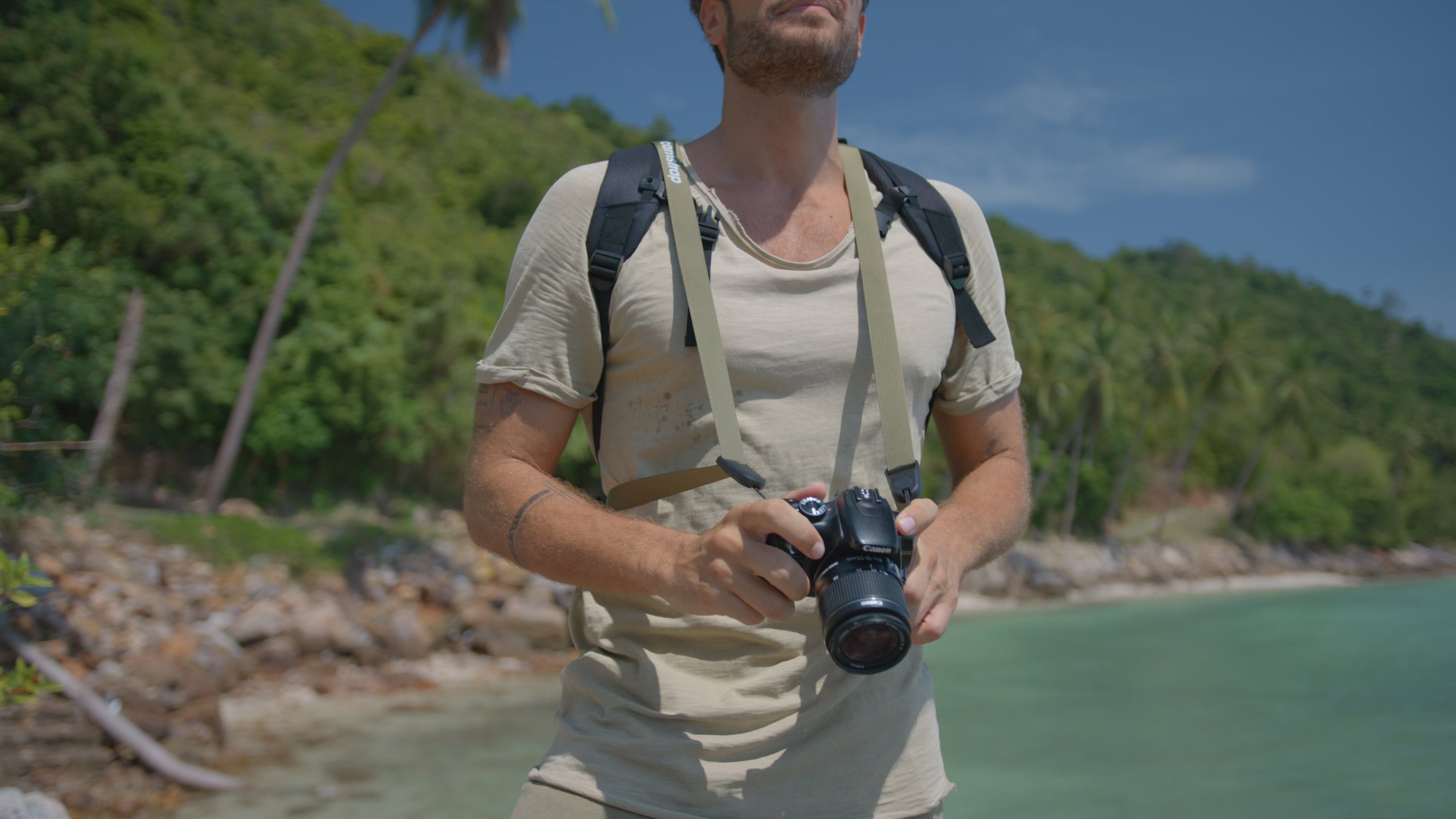Camstrap Nomad – カメラ、双眼鏡、ドローン用ハンズフリーフォトグラフィーバックパック + Camstrap Voyager